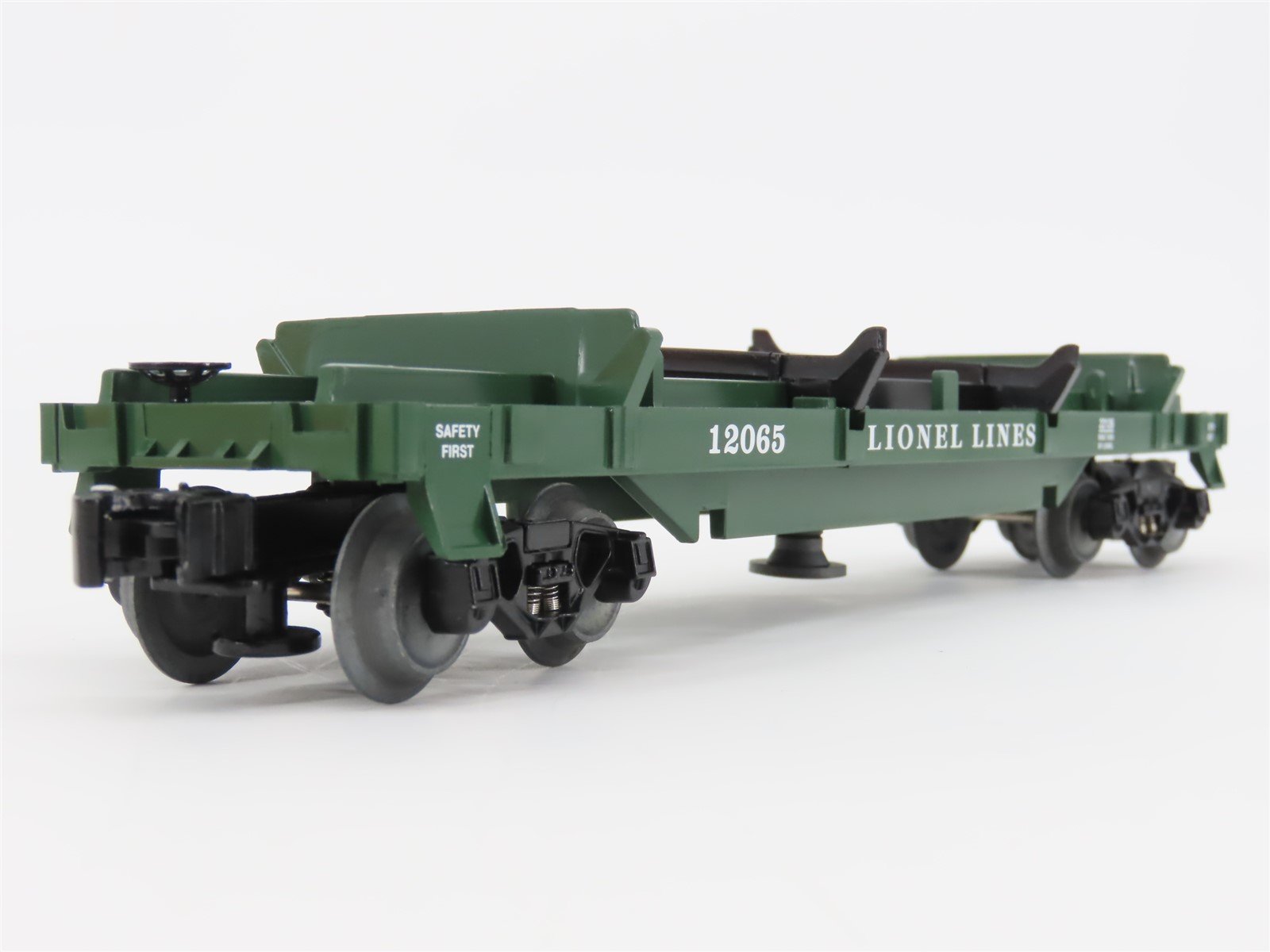 O Gauge 3-Rail Lionel 2022126 Lionel Lines Operating Log Car #12065