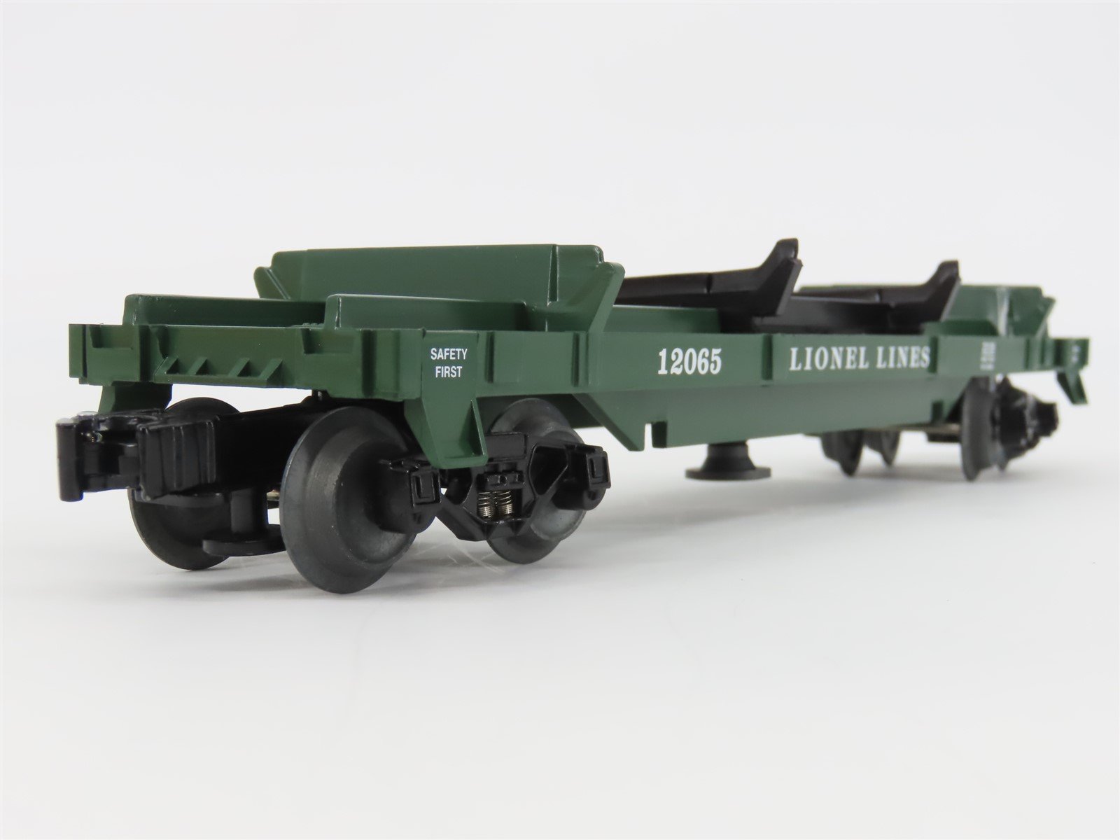 O Gauge 3-Rail Lionel 2022126 Lionel Lines Operating Log Car #12065