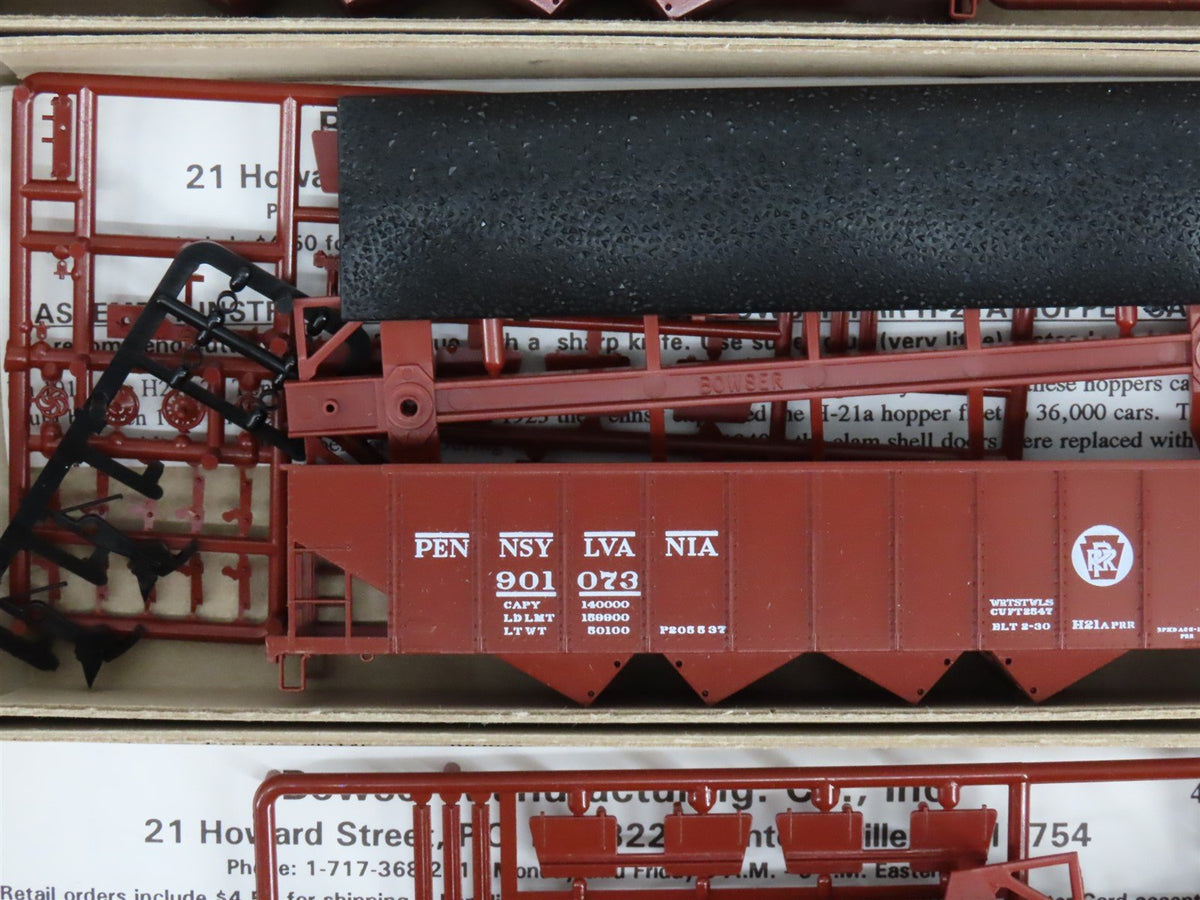 LOT of 12 HO Scale Bowser Kits 54051 PRR Circle Keystone 4-Bay Hoppers w/ Loads
