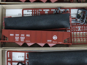 LOT of 12 HO Scale Bowser Kits 54051 PRR Circle Keystone 4-Bay Hoppers w/ Loads