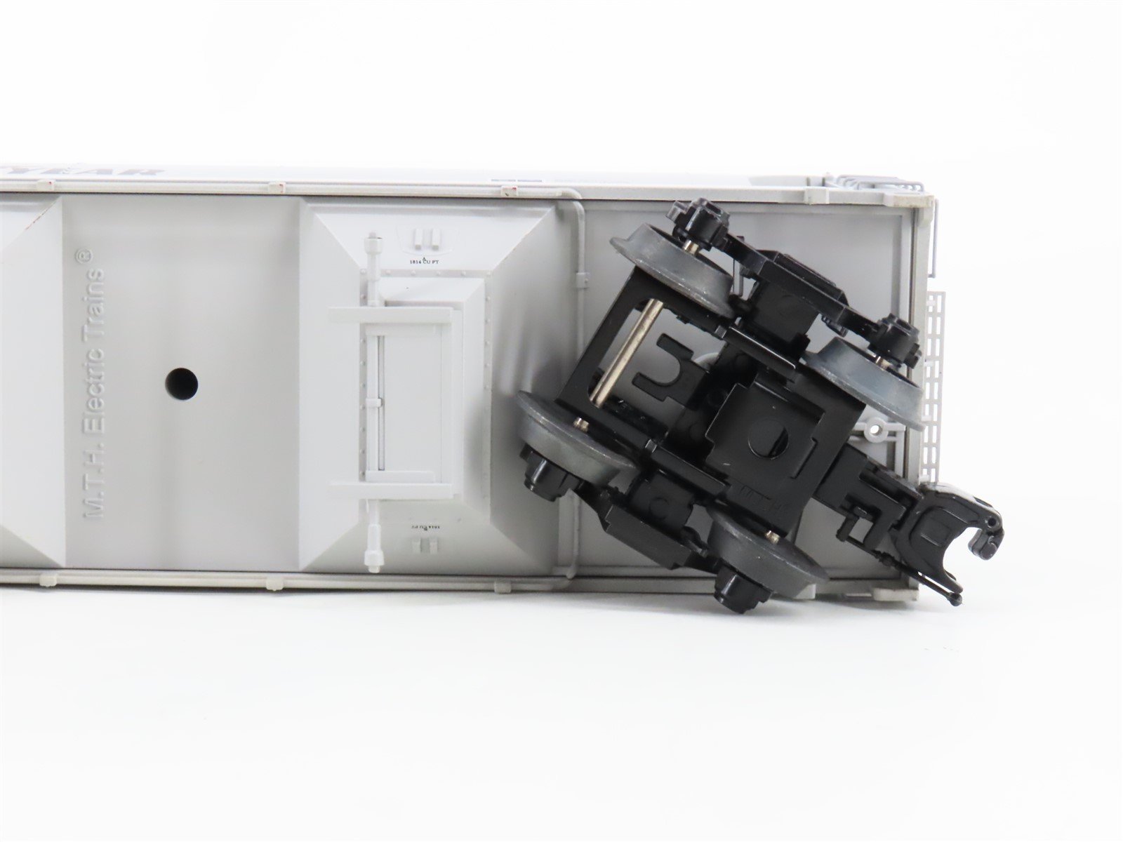 O Gauge 3-Rail MTH 20-97900 ACFX Goodyear Tire & Rubber 3 Bay Hopper Set of 2