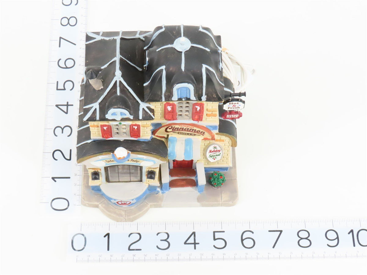 Lemax #05645 Cinnamon Roll Shop Porcelain Lighted Building