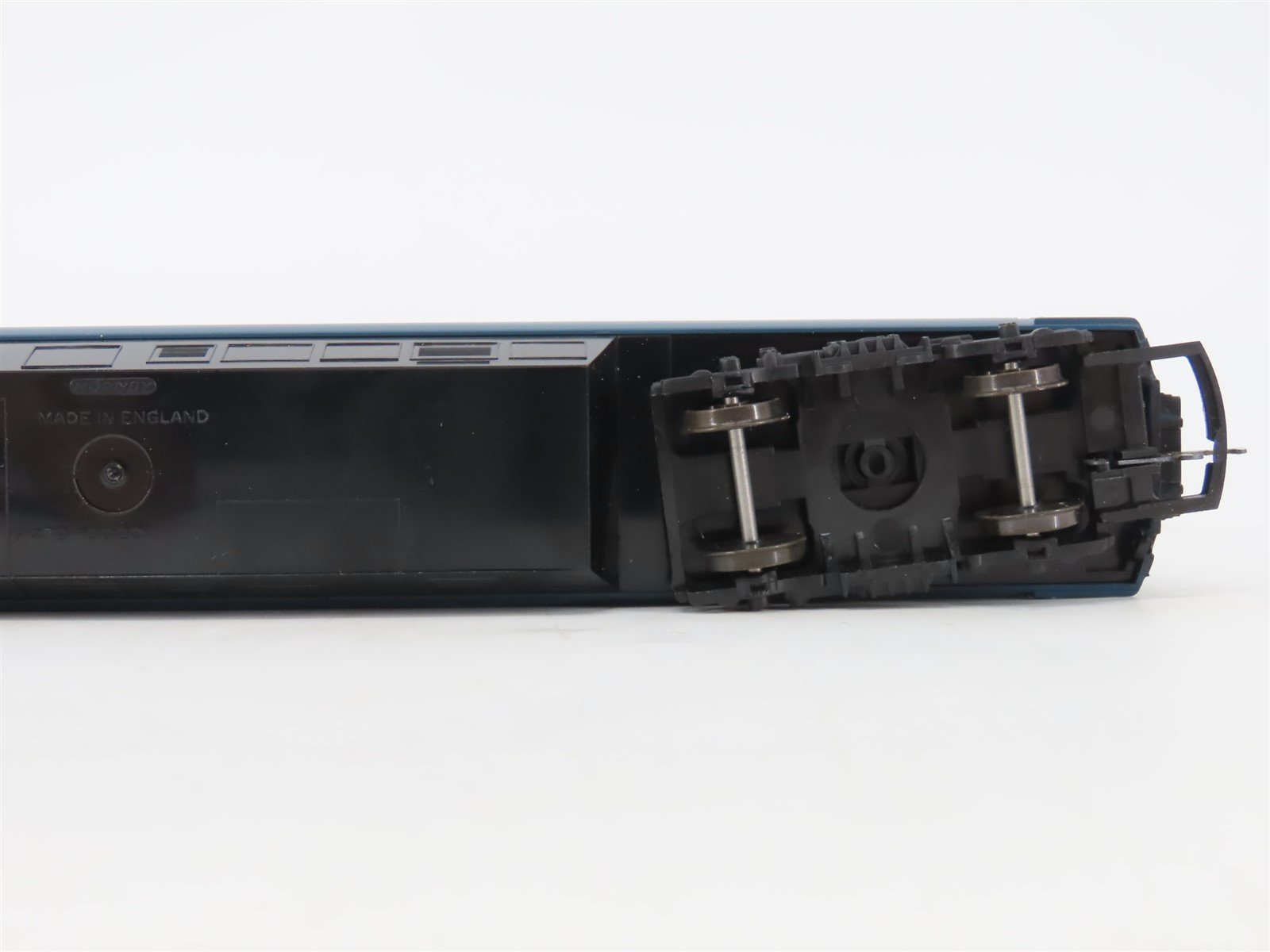 OO Gauge Hornby R.427 BR Inter-City Restaurant-Buffet 125 MK3 Passenger #40307