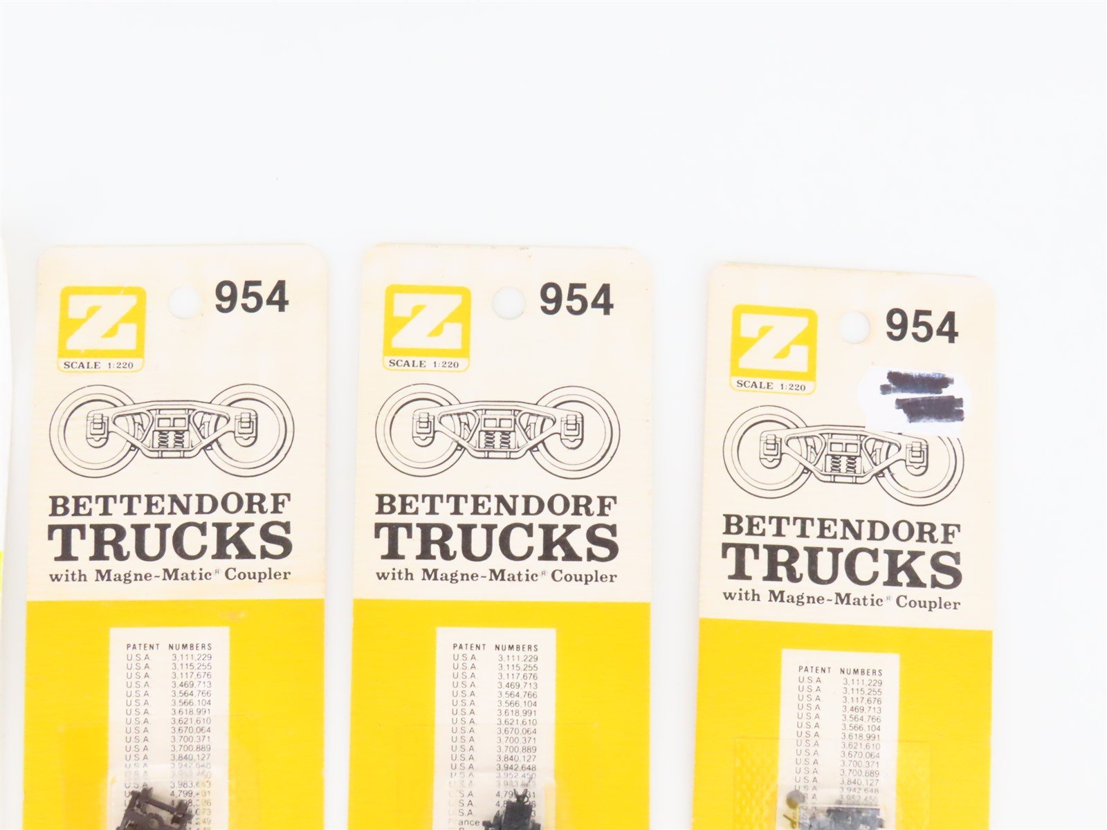 LOT of 9 Z 1/220 Scale Micro-Trains MTL Bettendorf & Archbar Trucks & Couplers