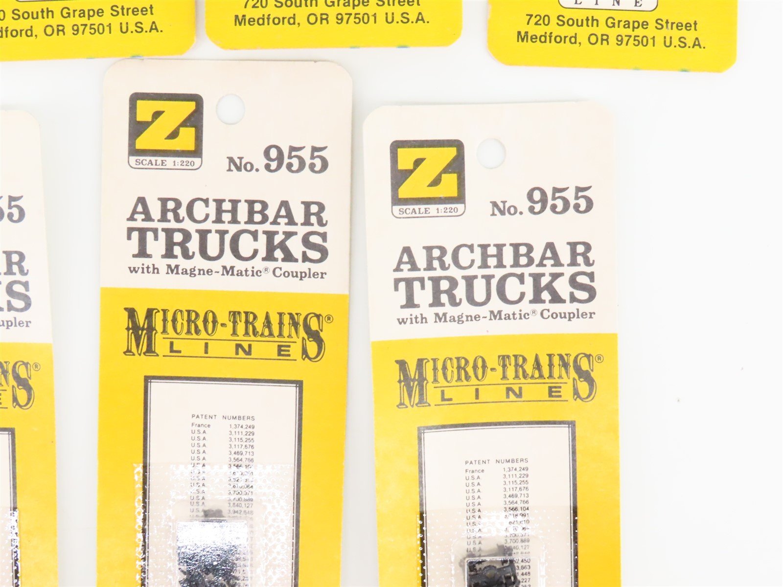 LOT of 9 Z 1/220 Scale Micro-Trains MTL Bettendorf & Archbar Trucks & Couplers