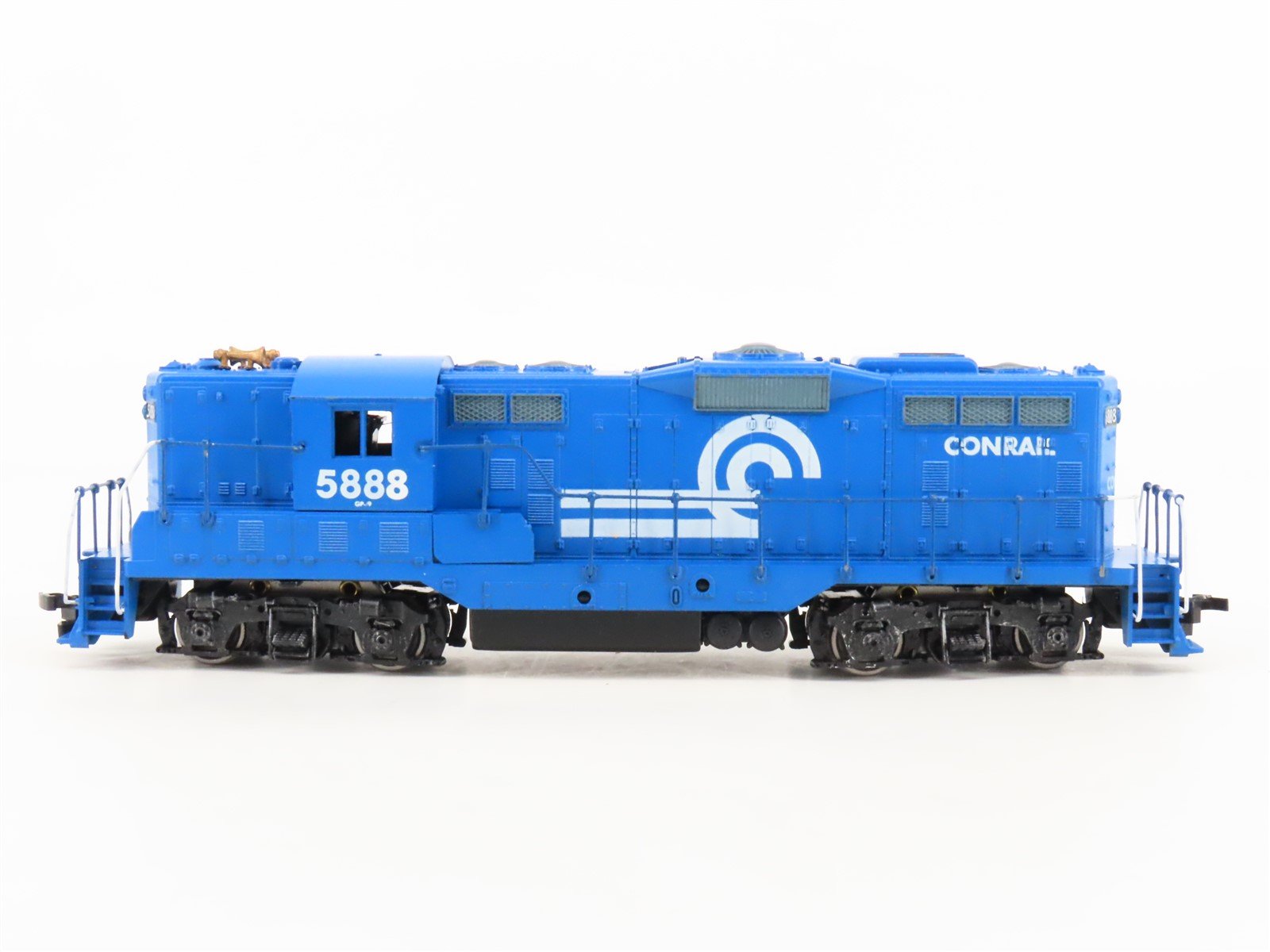 HO Scale Athearn CR Conrail EMD GP9 Diesel Locomotive Custom Rd #5888