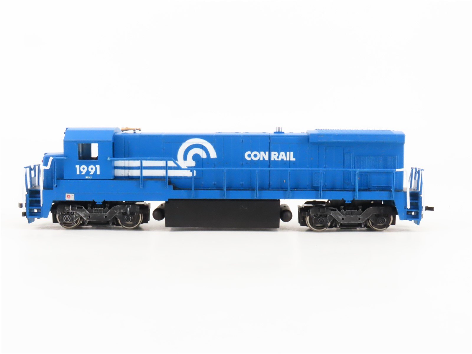 HO Scale Bachmann CR Conrail GE B23-7 Diesel Locomotive #1991