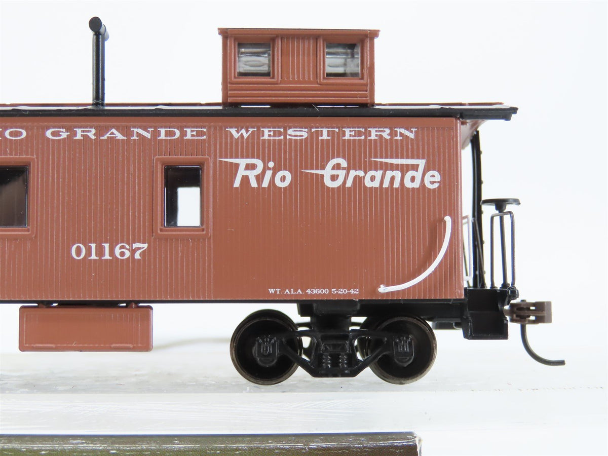 HO Scale Roundhouse 84362 D&amp;RGW Rio Grande 3 Window Wood Caboose #01167