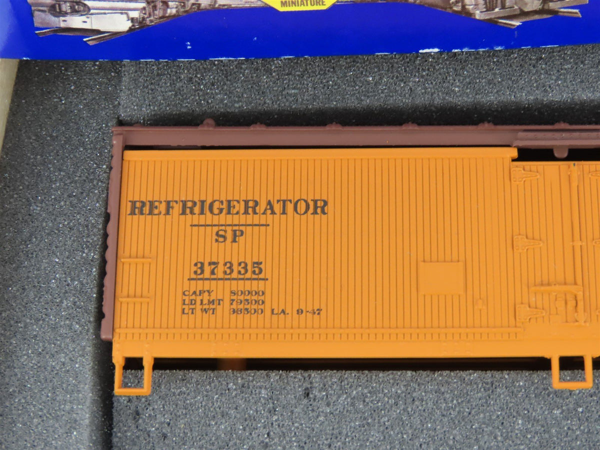 HO Scale Athearn SE Kit 2303 SP Southern Pacific Wood Side Reefer 3-Pack