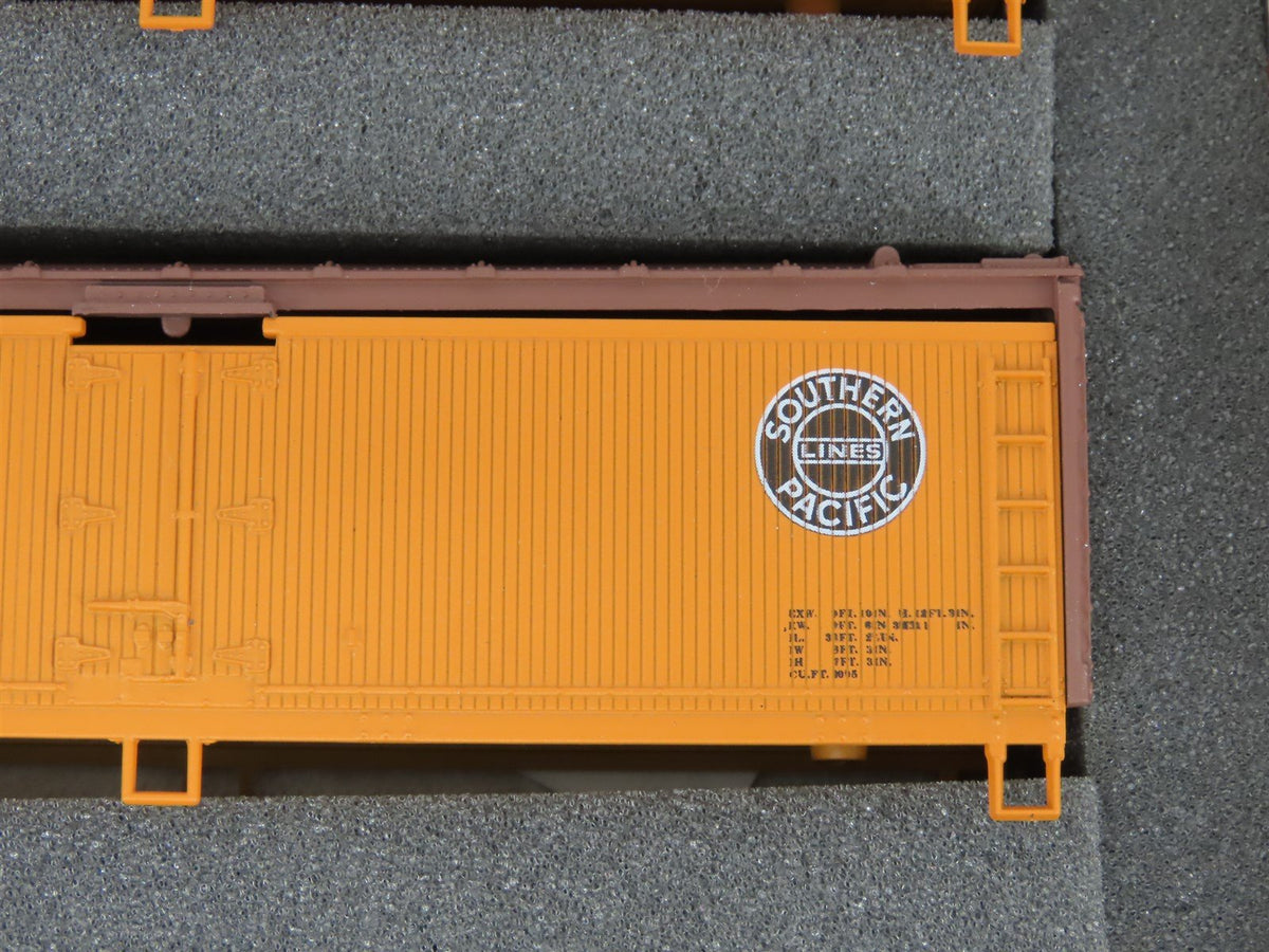HO Scale Athearn SE Kit 2303 SP Southern Pacific Wood Side Reefer 3-Pack