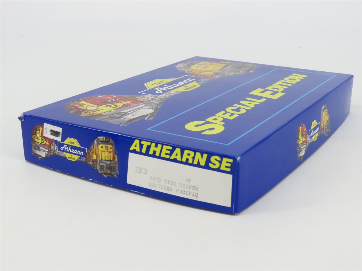 HO Scale Athearn SE Kit 2303 SP Southern Pacific Wood Side Reefer 3-Pack