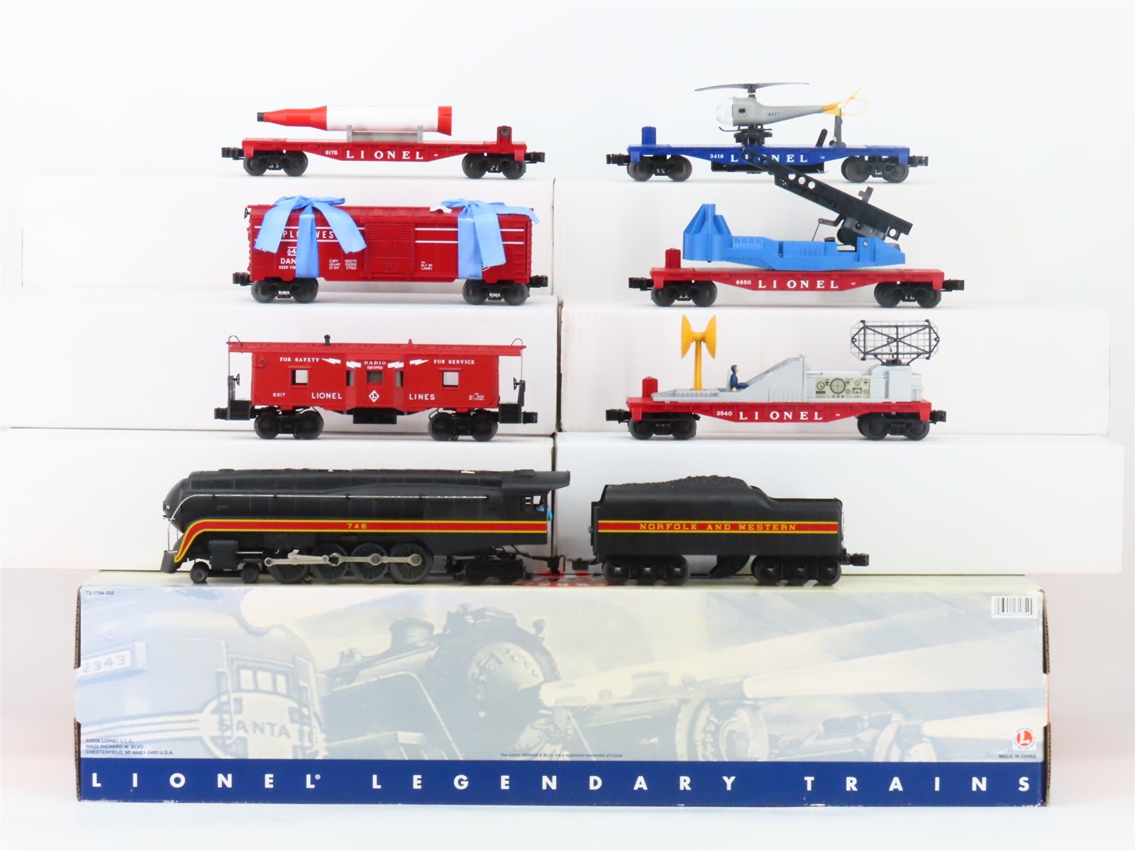 O 3-Rail Lionel 6-31754 Celebration #2545WS N&W 4-8-4 Steam Space-Freight Set