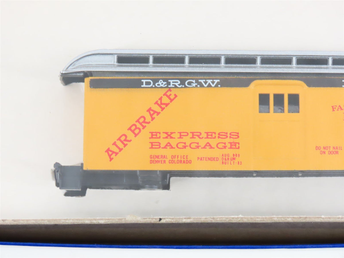 LOT of 8 HO Scale Roundhouse Kits D&amp;RGW Rio Grande Assorted Caboose &amp; Passengers
