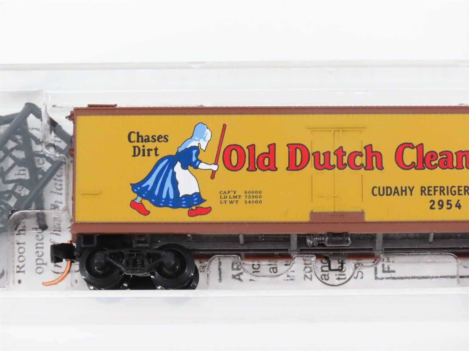 N Scale Micro-Trains MTL 49010 CRLX Old Dutch Cleanser 40' Wood Reefer #2954