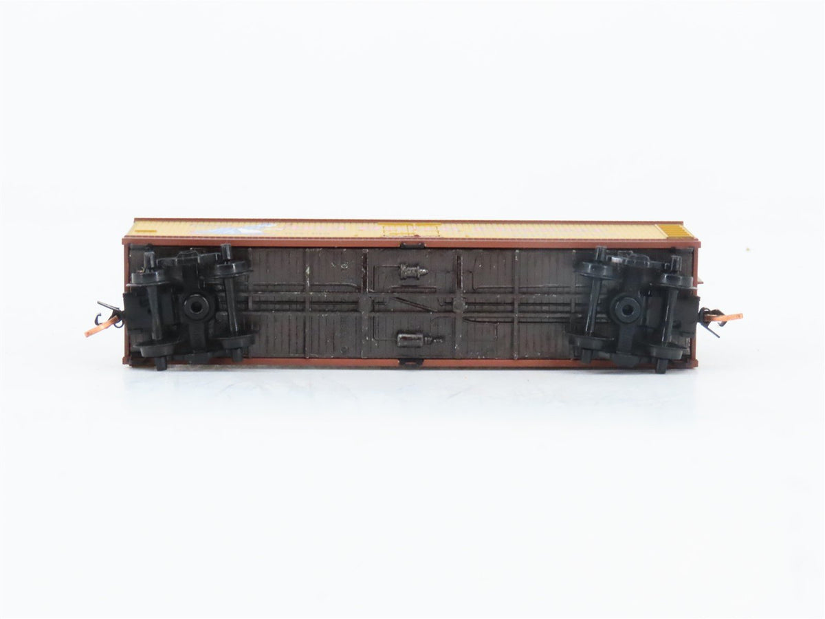 N Scale Micro-Trains MTL 49010 CRLX Old Dutch Cleanser 40&#39; Wood Reefer #2954