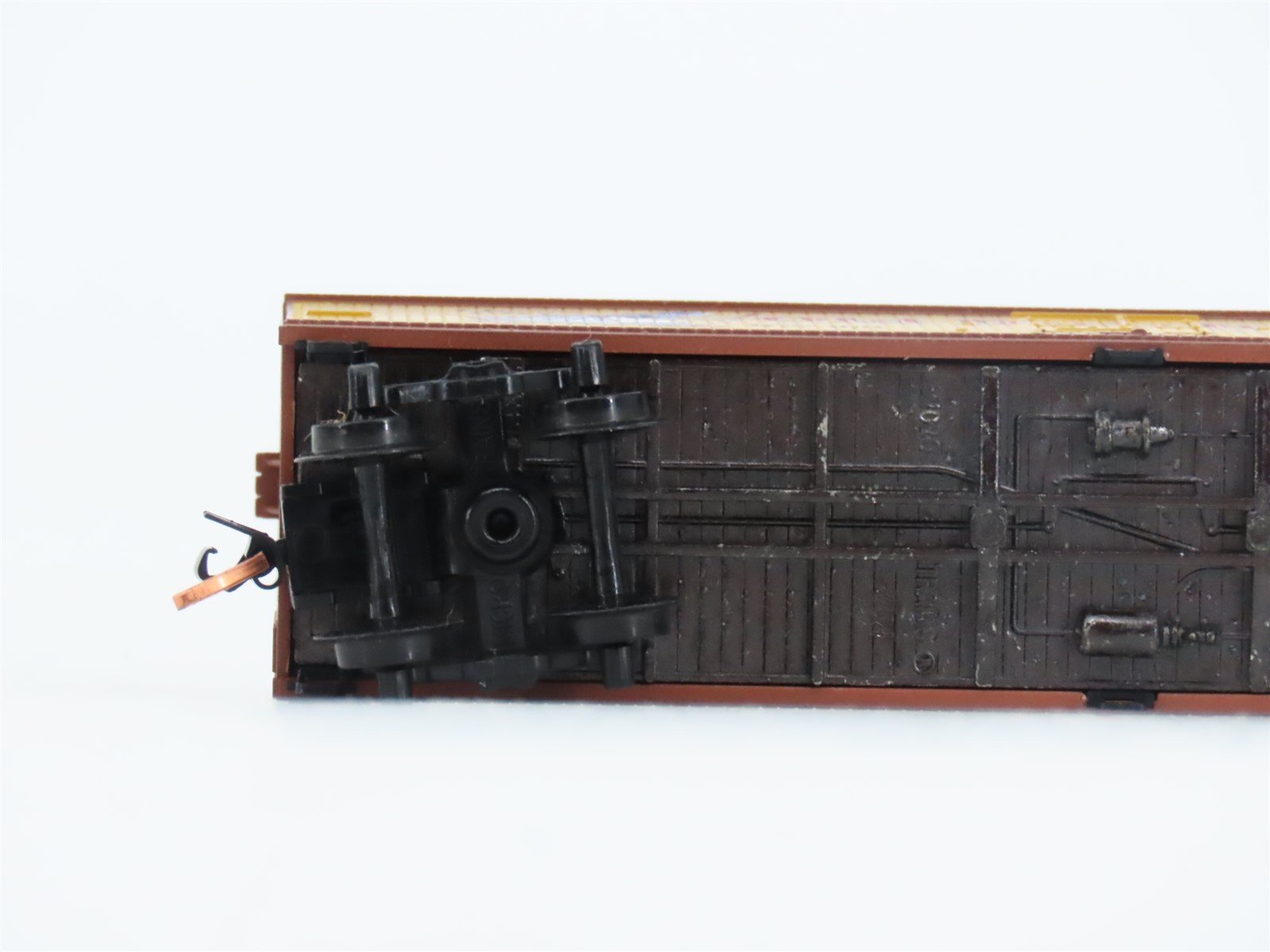 N Scale Micro-Trains MTL 49010 CRLX Old Dutch Cleanser 40' Wood Reefer #2954