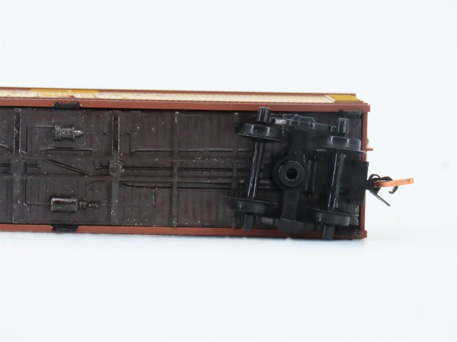 N Scale Micro-Trains MTL 49010 CRLX Old Dutch Cleanser 40' Wood Reefer #2954