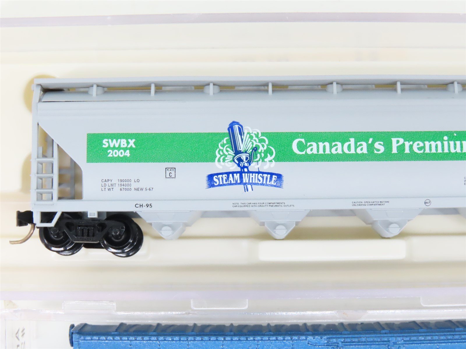 LOT of 5 N Scale Atlas/Aztec/MTL SWBX/NADX/OHX 3- Bay Hopper & Boxcars