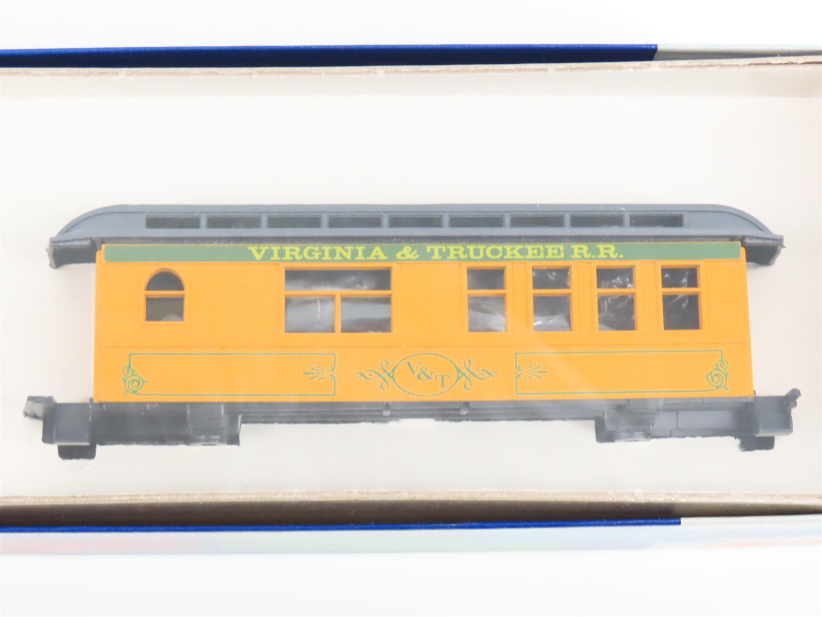 LOT of 8 HO Scale Roundhouse Kits V&T Virginia & Truckee Assorted Passenger Cars