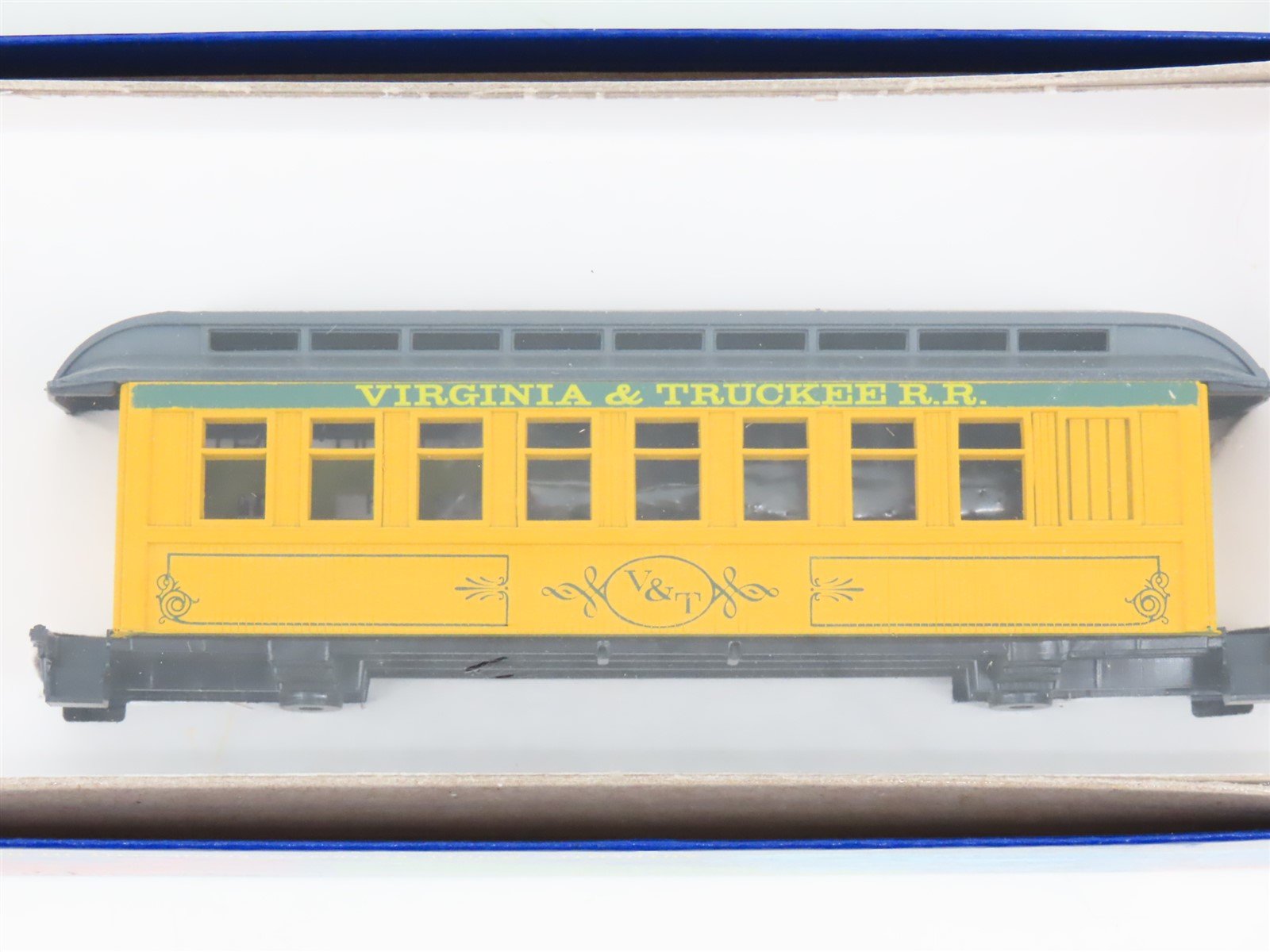 LOT of 8 HO Scale Roundhouse Kits V&T Virginia & Truckee Assorted Passenger Cars