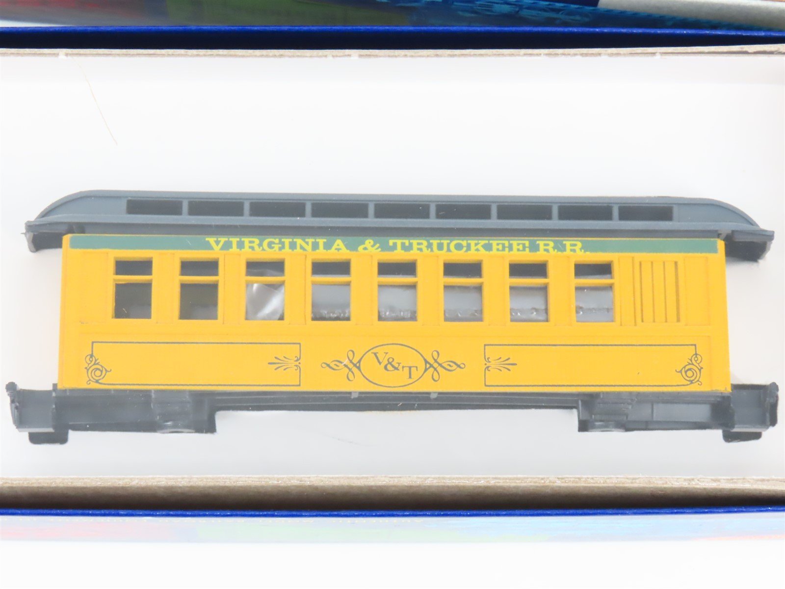 LOT of 8 HO Scale Roundhouse Kits V&T Virginia & Truckee Assorted Passenger Cars