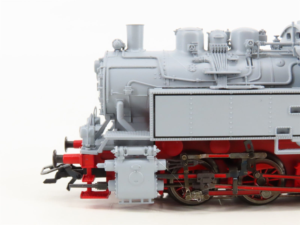 HO Scale Marklin 33043 DR Deutsche Reichsbahn AC Power 0-6-0 Steam Loco #030