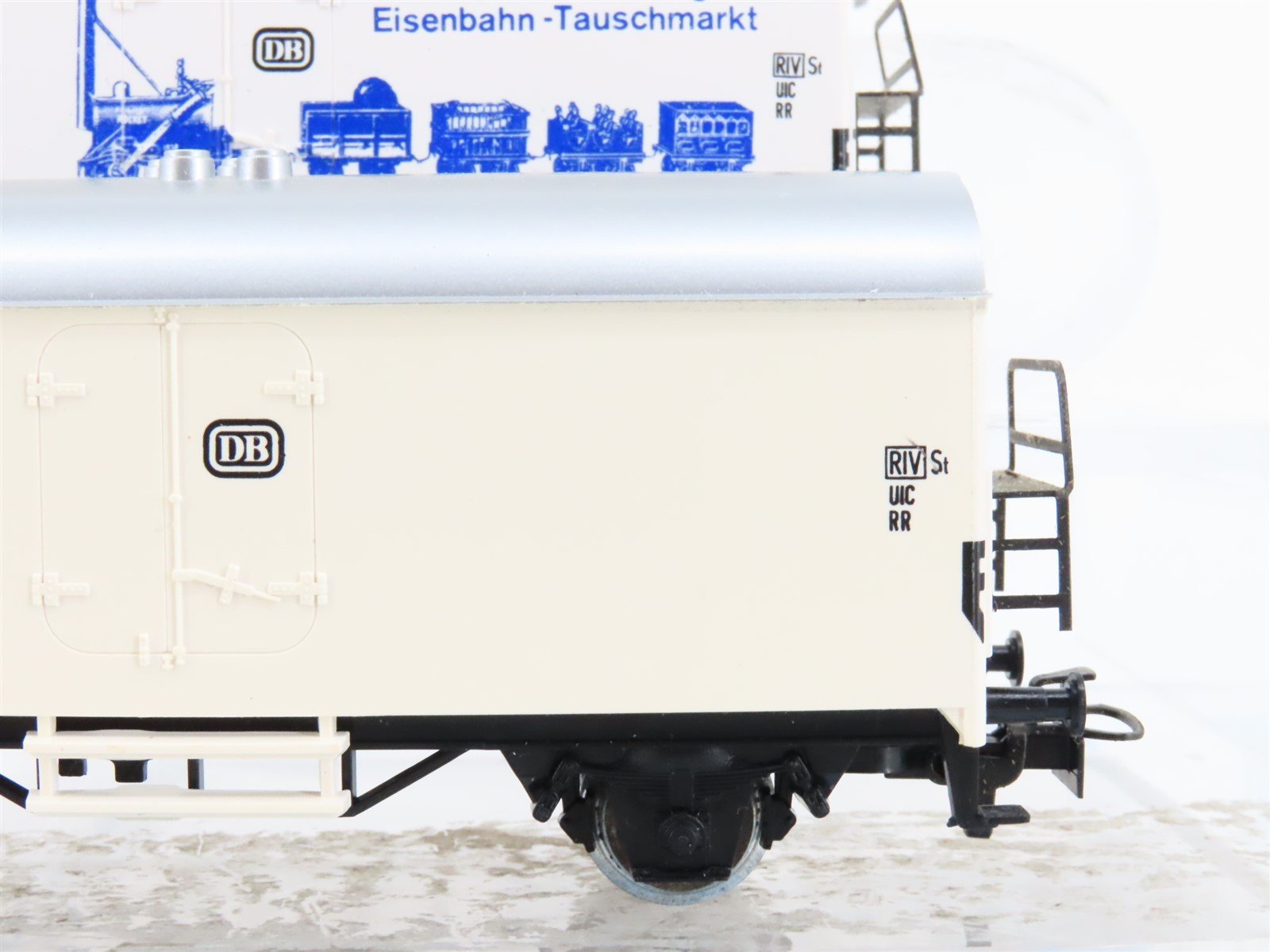 Lot of 3 HO Scale Marklin DB Deutsche Bahn Covered Boxcar Wagons
