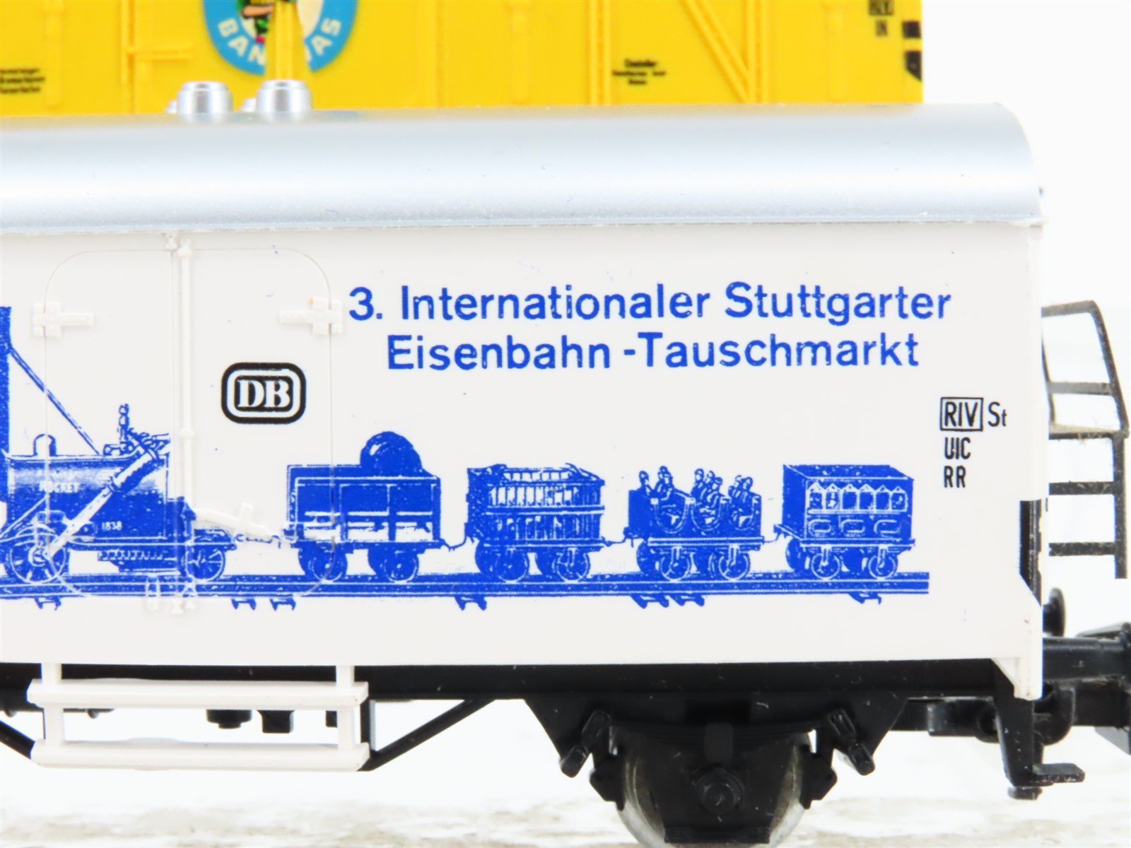 Lot of 3 HO Scale Marklin DB Deutsche Bahn Covered Boxcar Wagons