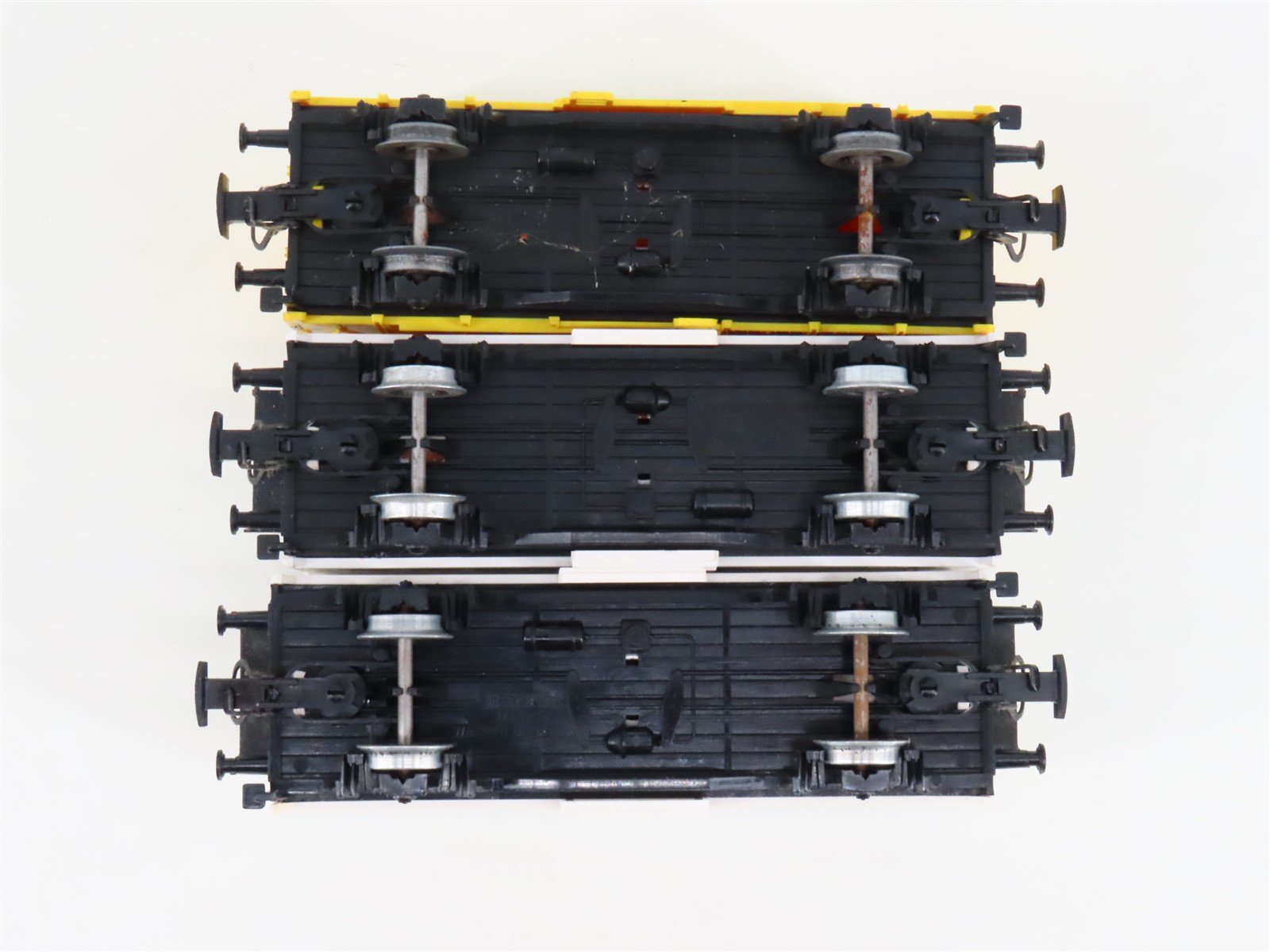 Lot of 3 HO Scale Marklin DB Deutsche Bahn Covered Boxcar Wagons