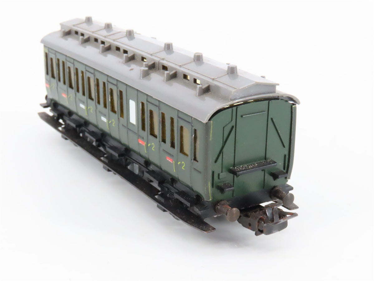 Lot of 2 HO Scale Marklin DB 2nd Class Compartment Passenger Cars