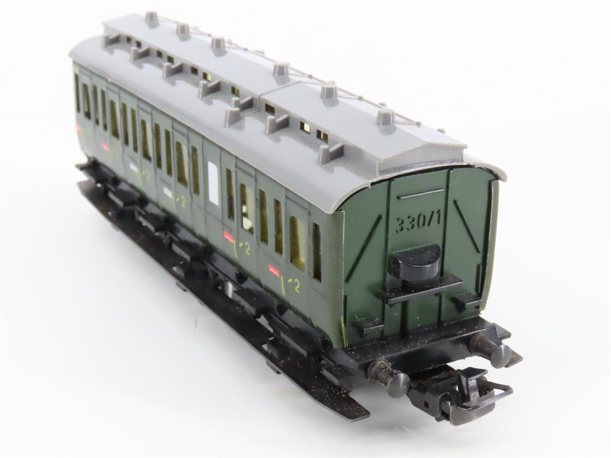 Lot of 2 HO Scale Marklin DB 2nd Class Compartment Passenger Cars