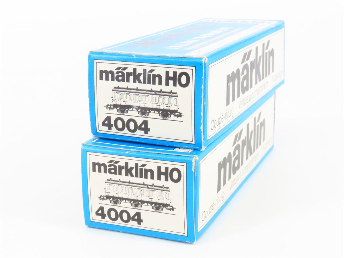Lot of 2 HO Scale Marklin DB 2nd Class Compartment Passenger Cars