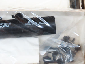 LOT of 7 HO Roundhouse Kits SP Southern Pacific/CONX Conoco Old Timer Tank Cars