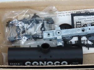 LOT of 7 HO Roundhouse Kits SP Southern Pacific/CONX Conoco Old Timer Tank Cars