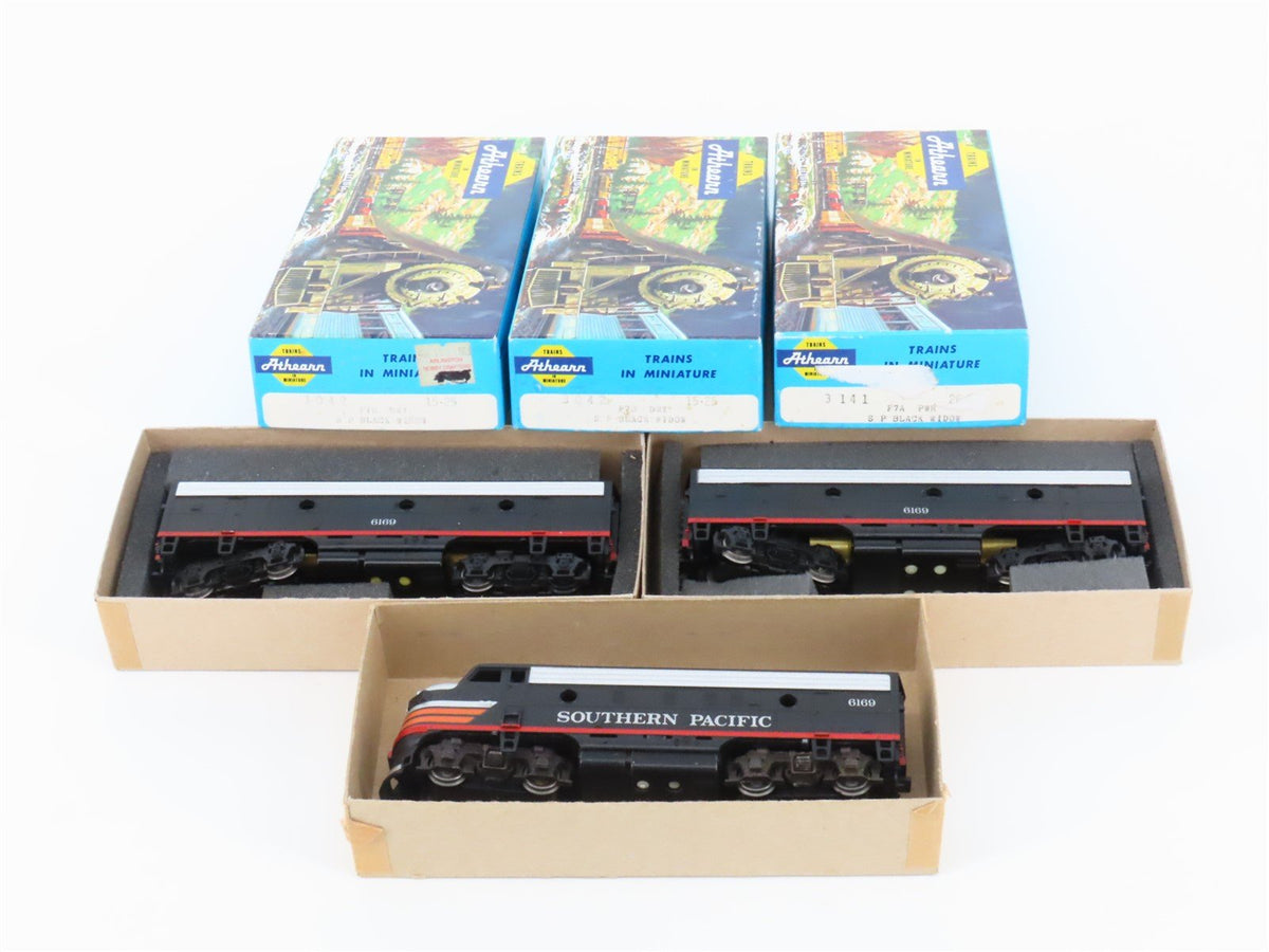 HO Scale Athearn SP Southern Pacific Black Widow F7 A/B/A Diesel Loco Set