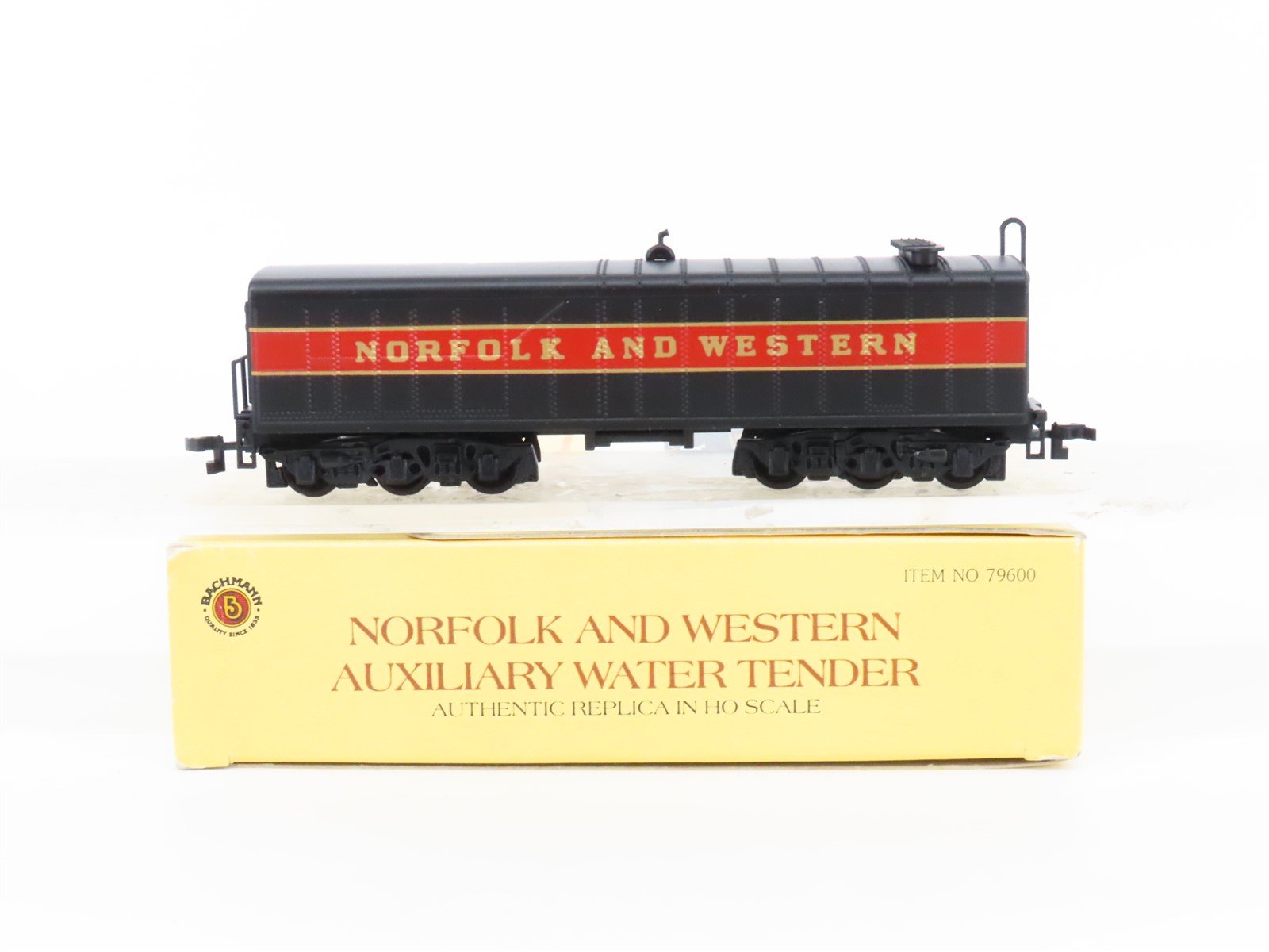 HO Scale Bachmann 79600 N&W Norfolk & Western Auxiliary Water Steam Tender