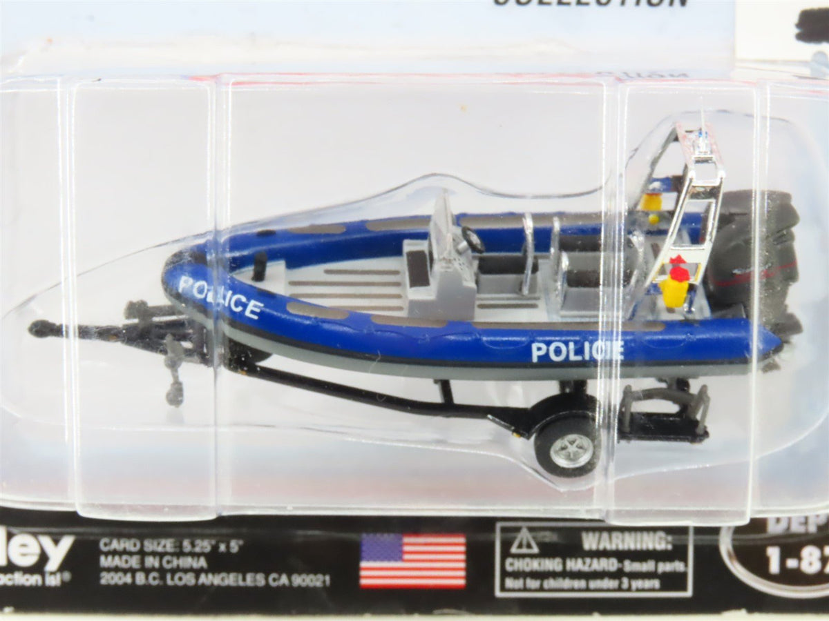HO Scale Boley Land Sea Air Emergency Services 2070 Police Boat w/ Trailer Blue