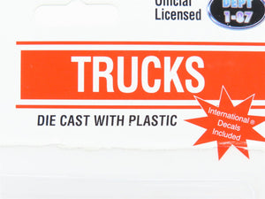 HO Scale Boley Dept 1-87 International Trucks 4105-76 Dump Truck White/Silver