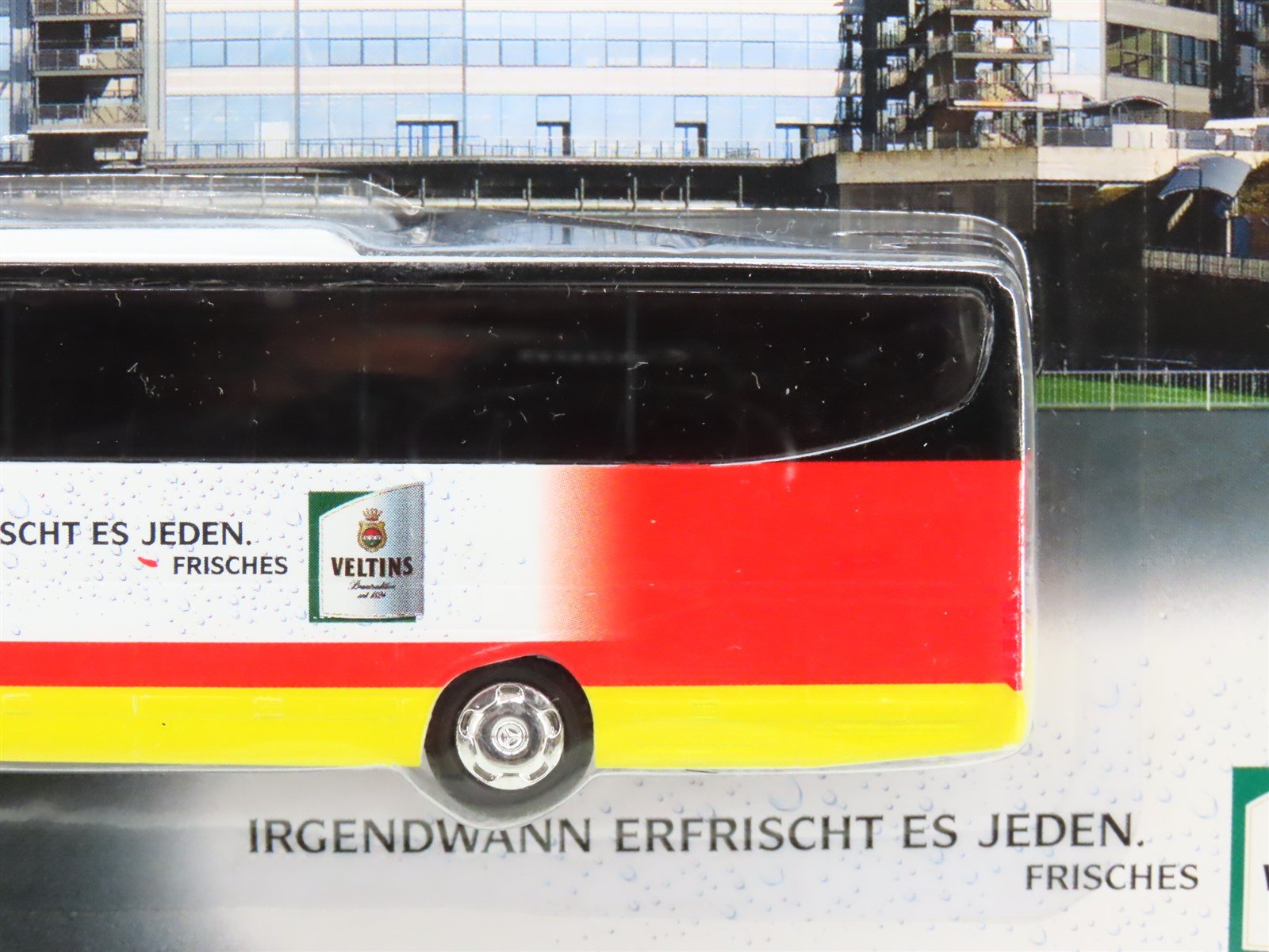 HO 1/87 Scale Grell Deutschland City Bus w/ Veltins Advertisement