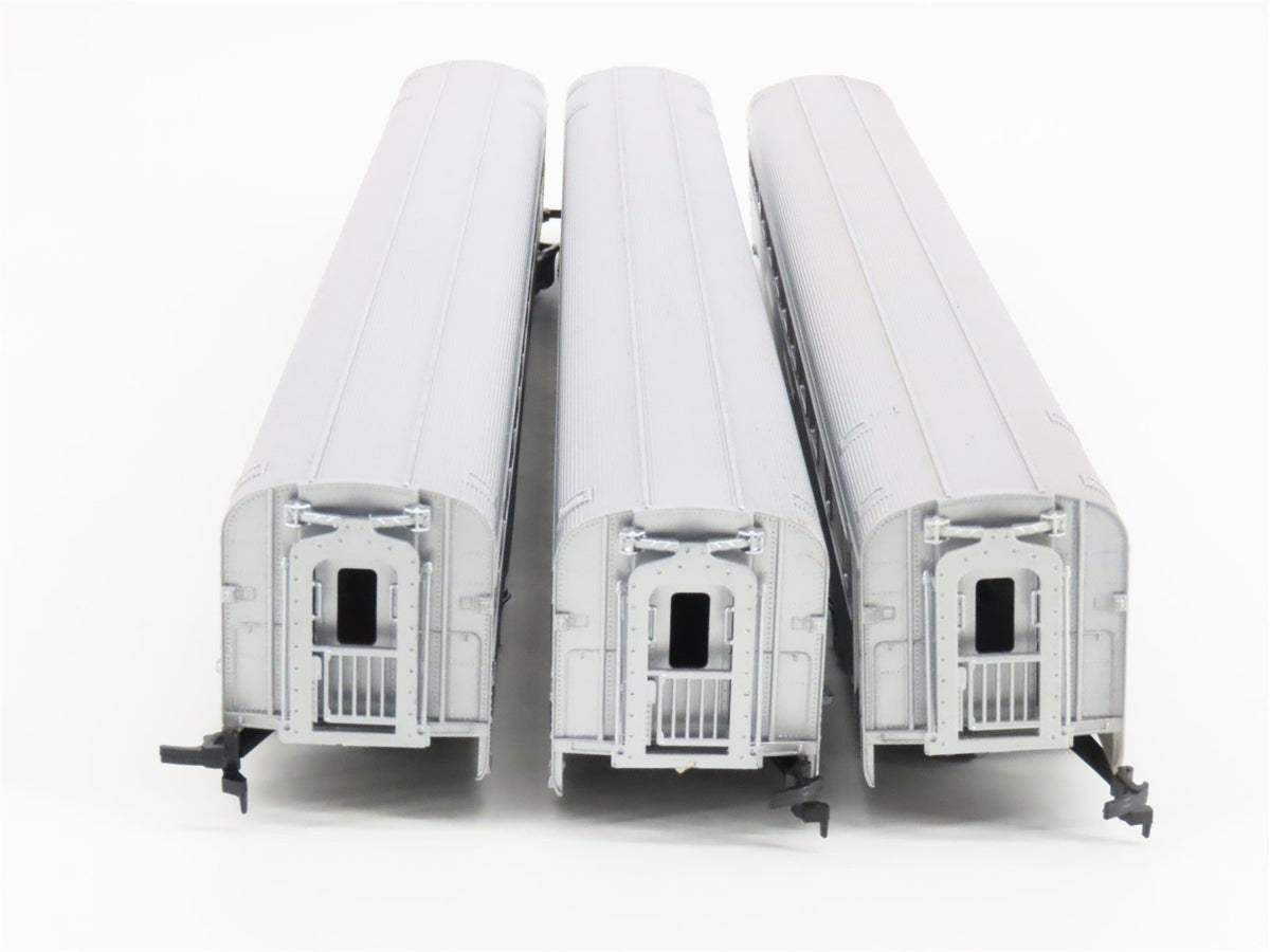 LOT of 3 HO Scale Rivarossi PRR, WP, D&amp;RGW California Zephyr Passenger Cars
