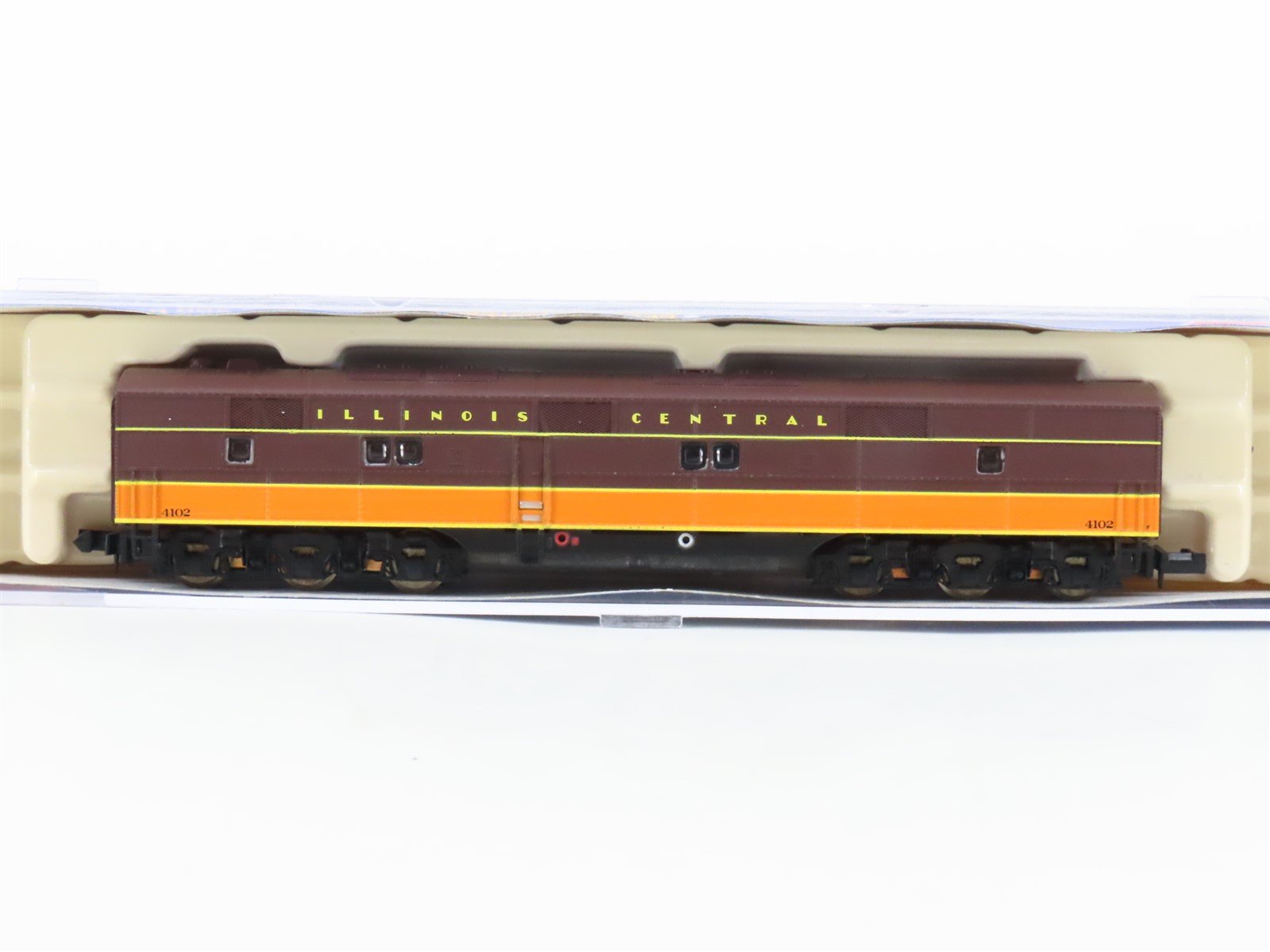 N Scale Life-Like 7036 IC Illinois Centreal EMD E7B Diesel #4103 - Unpowered