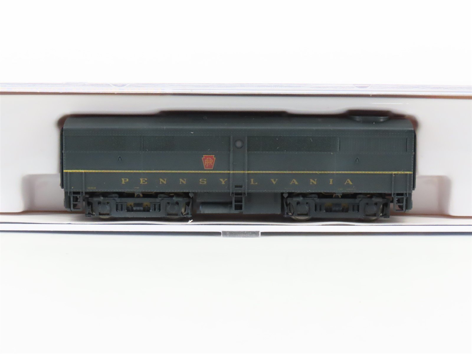 N Scale Life-Like 7452 PRR Pennsylvania ALCO FB1 Diesel #9605B - Weathered
