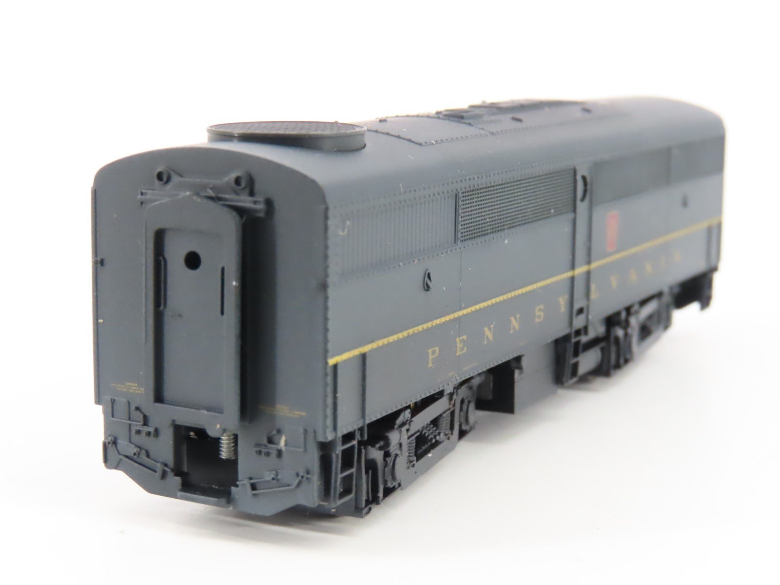 N Scale Life-Like 7452 PRR Pennsylvania ALCO FB1 Diesel #9605B - Weathered