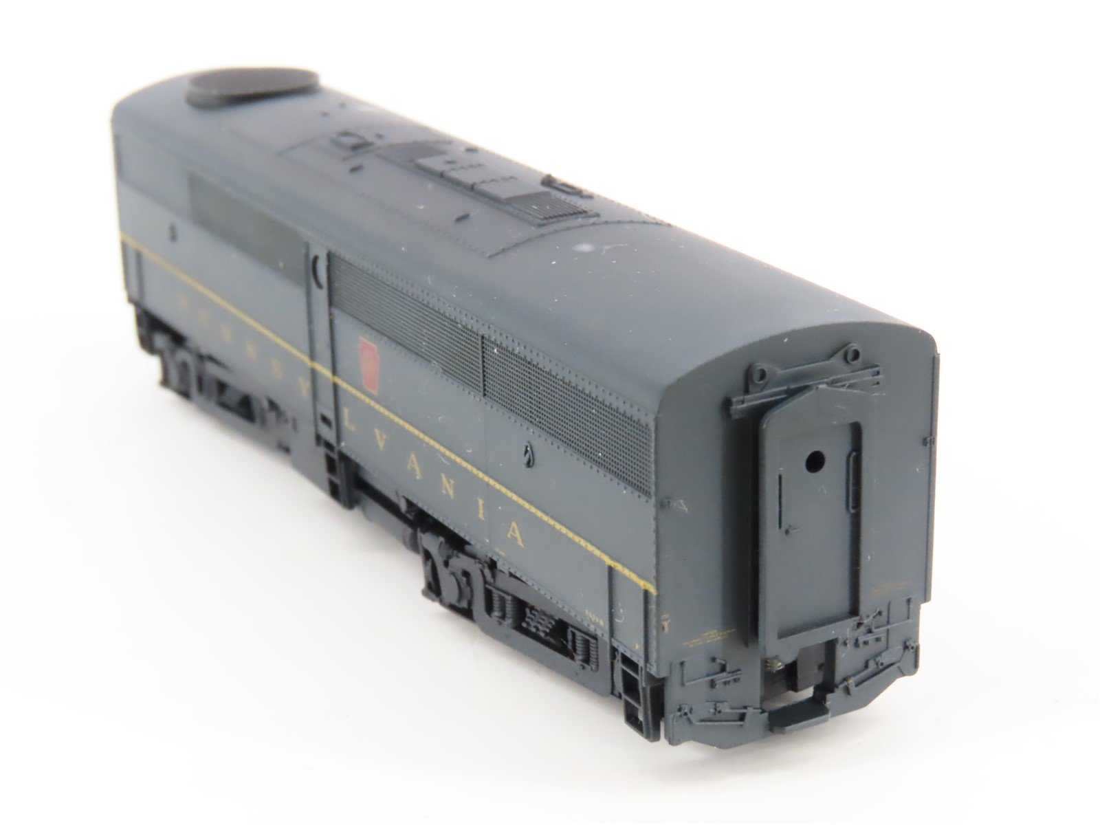 N Scale Life-Like 7452 PRR Pennsylvania ALCO FB1 Diesel #9605B - Weathered