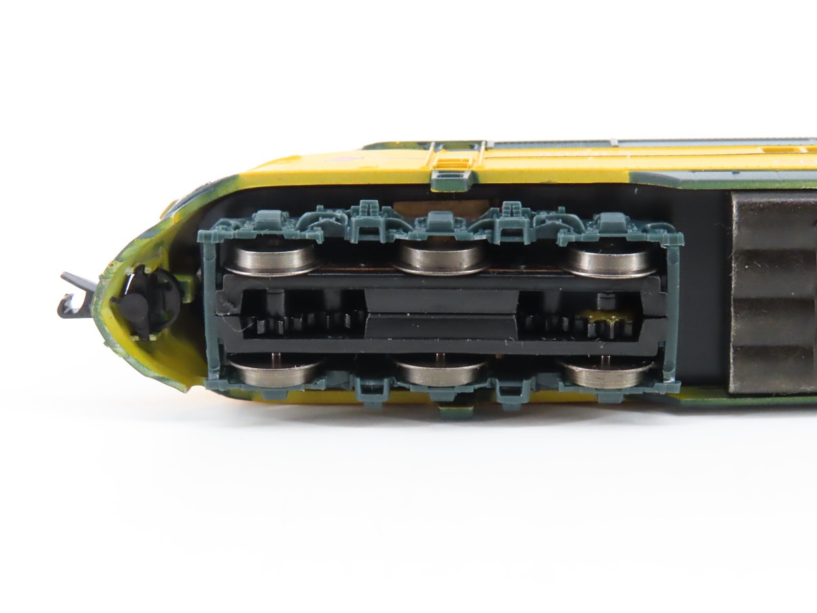 N Scale Life-Like 7351 CNW Chicago & North Western EMD E6A Diesel #5006A