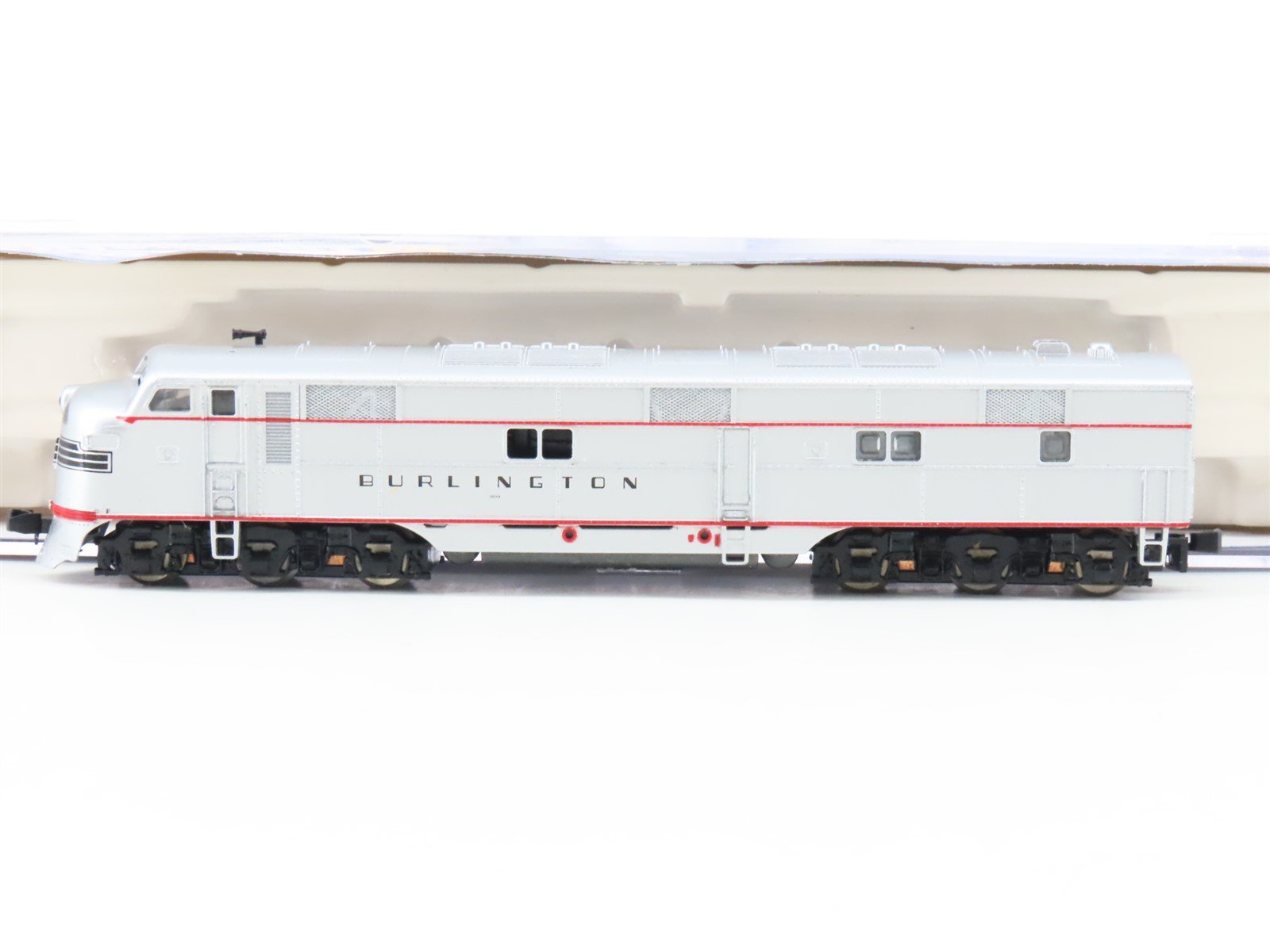 N Scale Life-Like 7028 CB&Q Burlington Route EMD E7A Diesel Locomotive #9924A