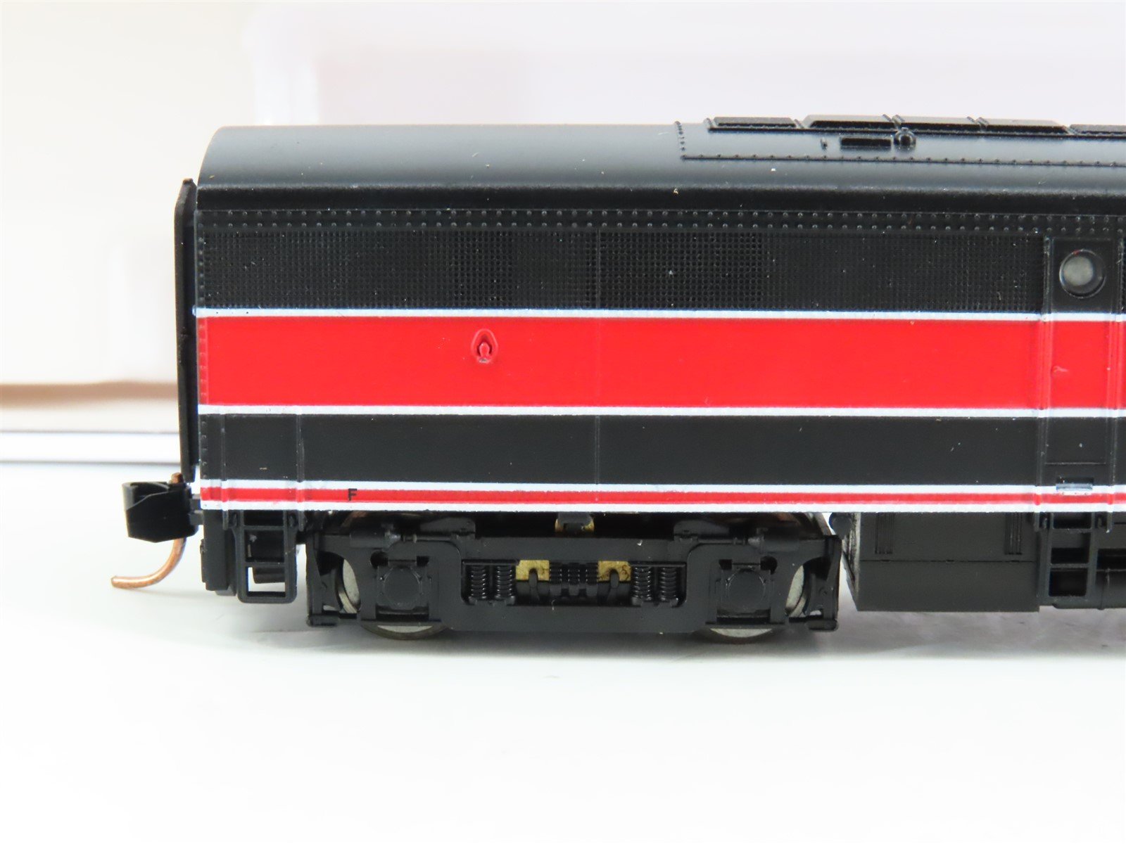 N Scale Life-Like 7426 RI Rock Island ALCO FB1 Diesel Locomotive #152B