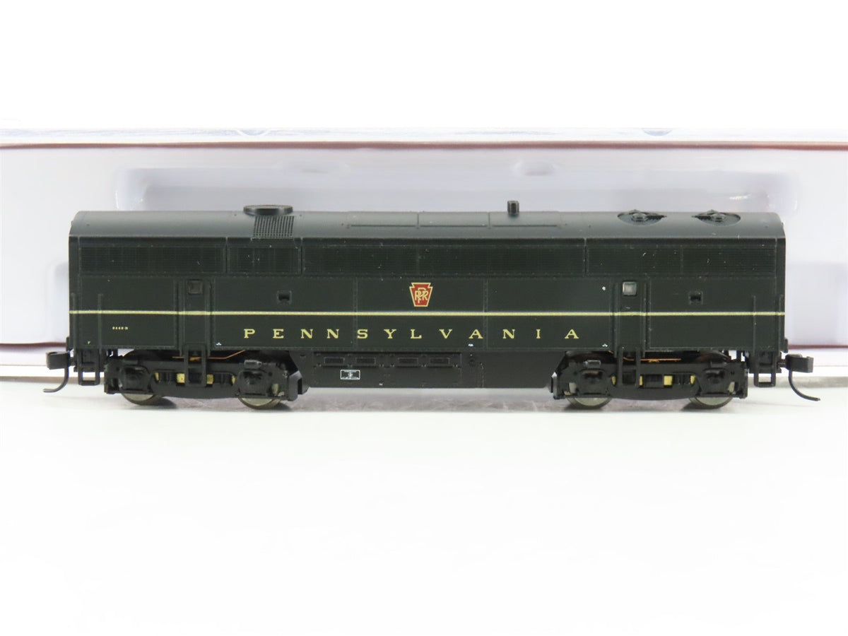 N Scale Walthers 920-34092 PRR Pennsylvania C-Liner B-Unit Diesel #9448B
