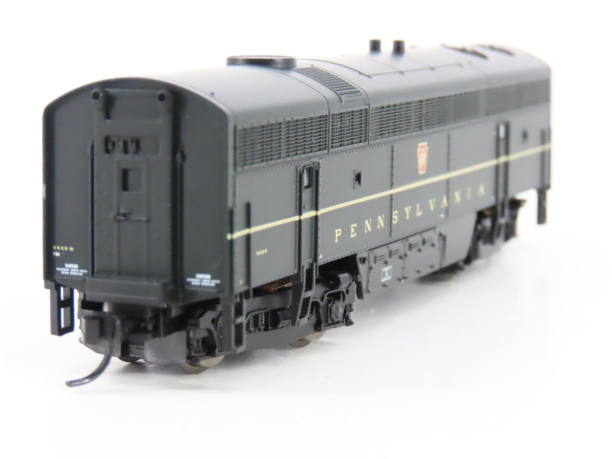 N Scale Walthers 920-34092 PRR Pennsylvania C-Liner B-Unit Diesel #9448B