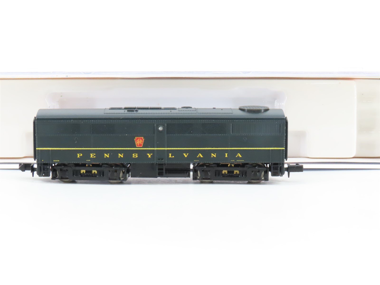 N Scale Life-Like 7452 PRR Pennsylvania ALCO FB1 Diesel Locomotive #9605B
